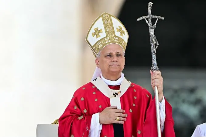 Papa Leão XIV alerta para riscos a inteligência artificial e defende pensamento critico.