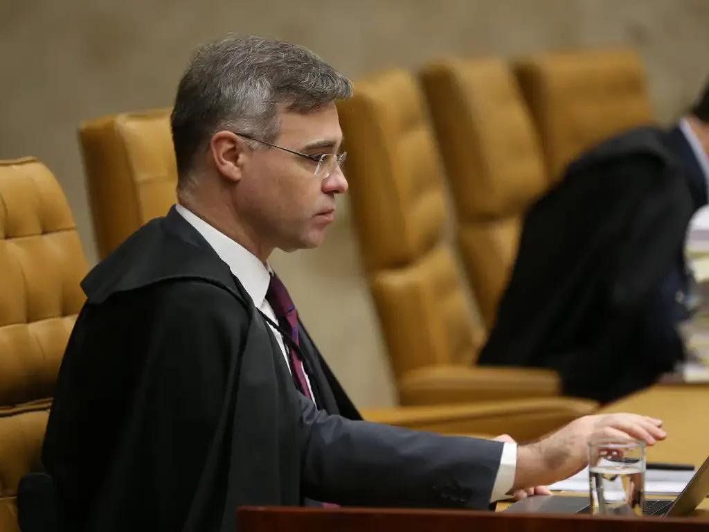 Auxiliar de Mendonça ouve Vorcaro sem presença da PF durante depoimento no STF