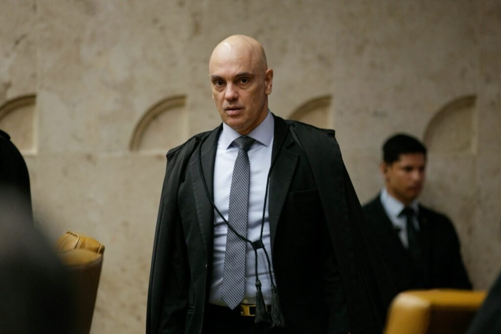 PF detalha mensagens, encontros e contratos envolvendo Daniel Vorcaro e pessoas ligadas a Moraes